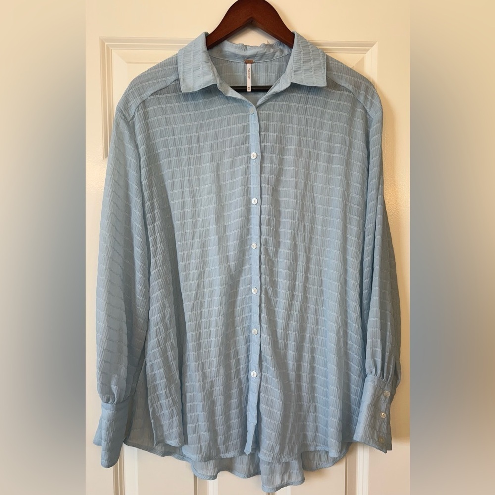 Free People Lightweight Button up Long Sleeve Blouse Light Blue Size XS